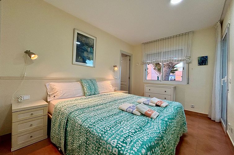 Appartement Moderne Ferienwohnung mit Pool und Garten