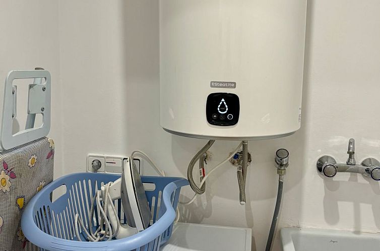 Appartement Moderne Ferienwohnung mit Pool und Garten