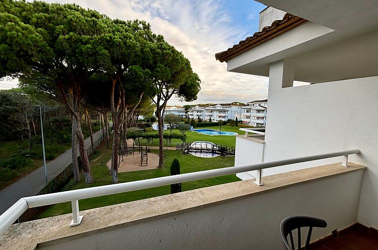 Appartement Moderne Ferienwohnung mit Pool und Garten