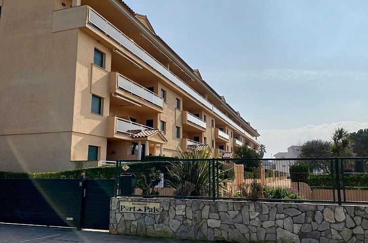 Appartement Gemütliche, strandnahe Ferienwohnung in Pals