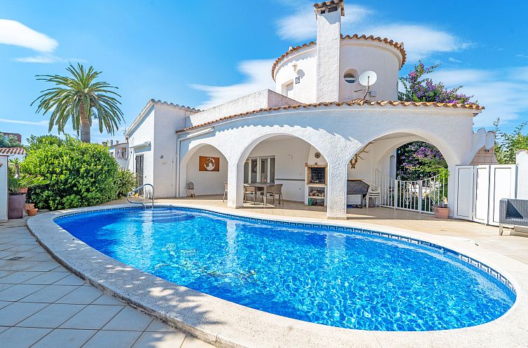Vakantiehuis WELCS CASA 168 EMP con piscina privada