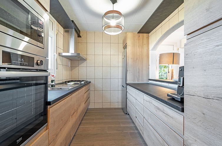 Vakantiehuis WELCS CASA 168 EMP con piscina privada