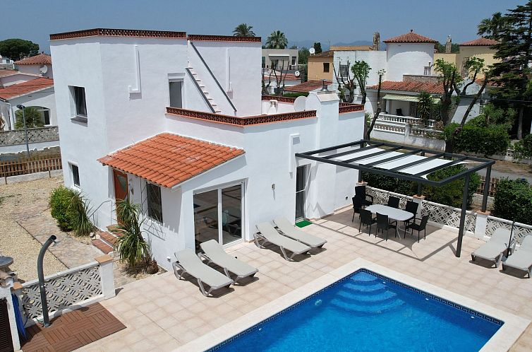 Unterkunft 1501645 - Ferienhaus Costa Brava - Vakantiehuis in Empuriabrava mit Privatem Pool