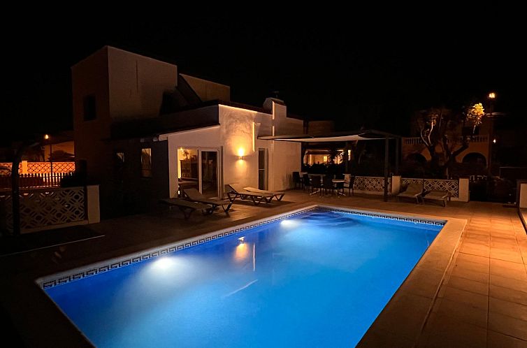 Vakantiehuis in Empuriabrava mit Privatem Pool