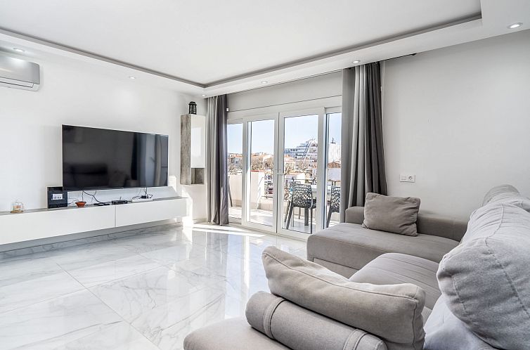 Appartement WELCS APARTAMENTO 048 EMP con Terraza y Vistas