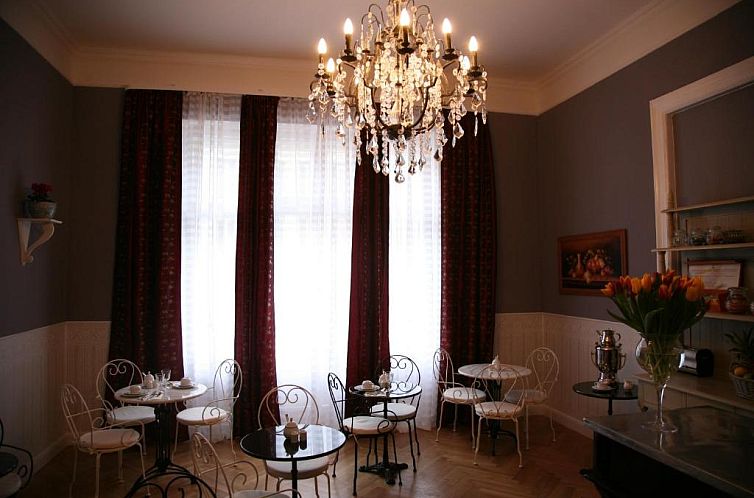 Hotel-Maison Am Olivaer Platz