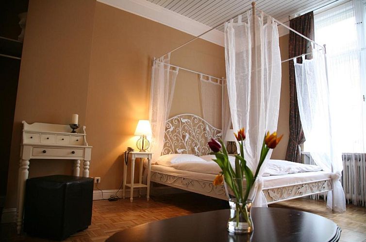 Hotel-Maison Am Olivaer Platz