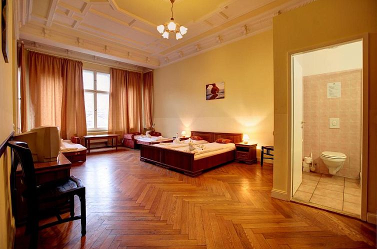 Hotel Pension Bernstein am Kurfürstendamm