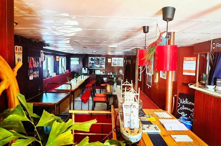 Eastern & Western Comfort Hotelboat