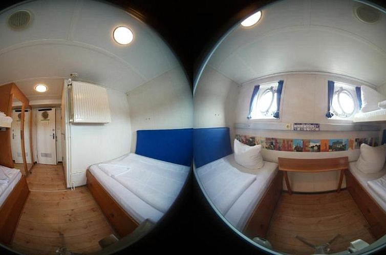 Eastern & Western Comfort Hotelboat