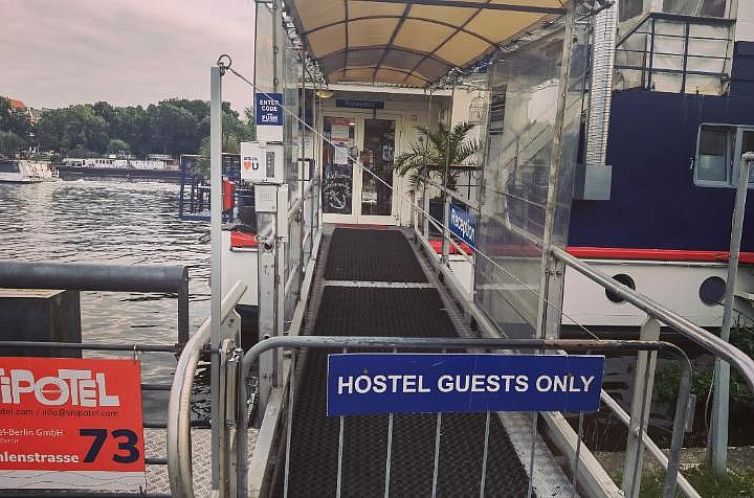 Eastern & Western Comfort Hotelboat