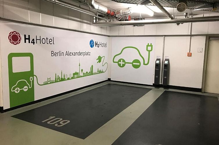 H4 Hotel Berlin Alexanderplatz
