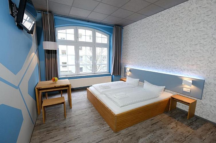 Singer109 Hotel & Apartment