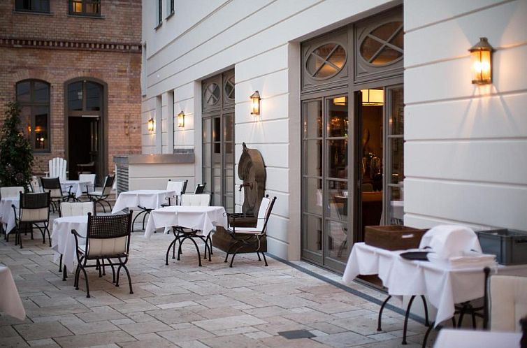 Monbijou Hotel