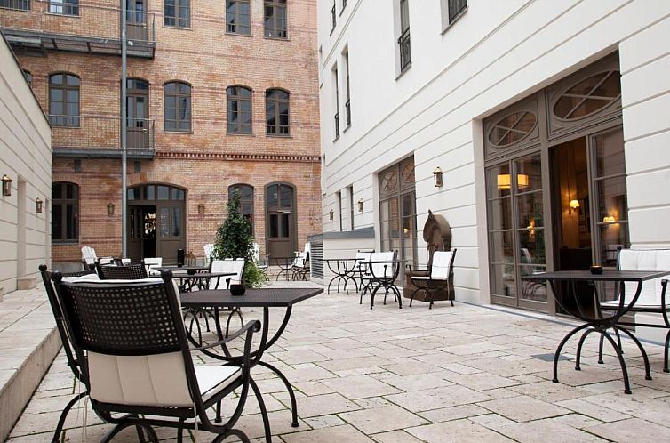 Monbijou Hotel