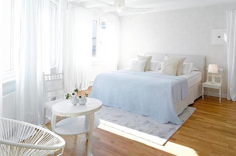 Gorki Apartments