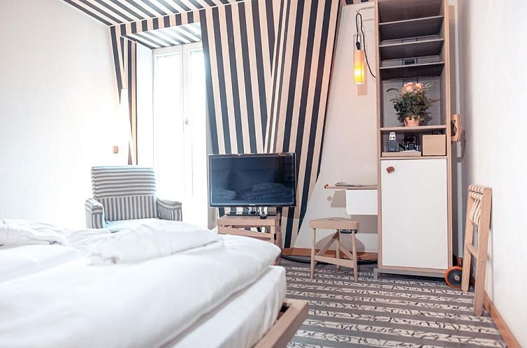 Hotel Bleibtreu Berlin by Golden Tulip