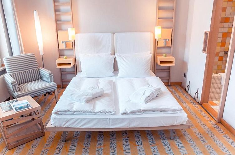 Hotel Bleibtreu Berlin by Golden Tulip