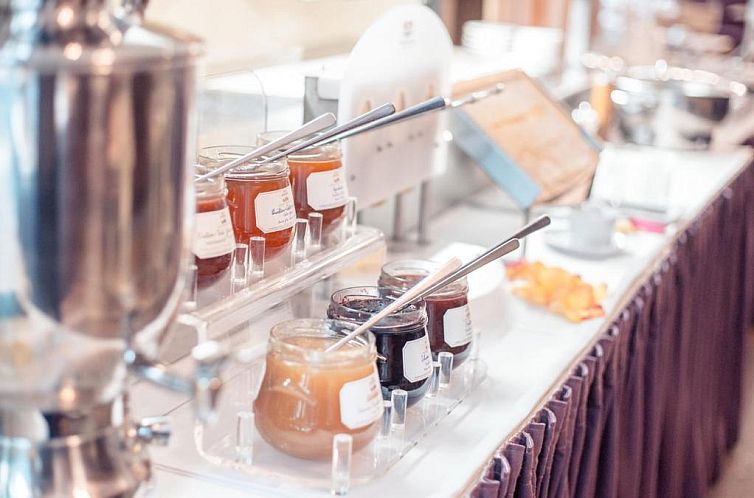 Hotel Bleibtreu Berlin by Golden Tulip