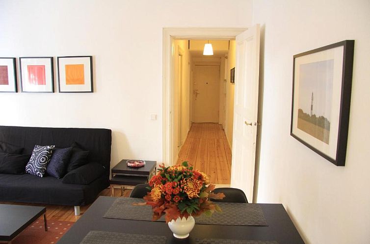 Nollendorf Apartments