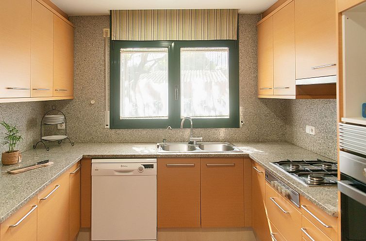 Vakantiehuis WELCS CASA 231 PDA con piscina