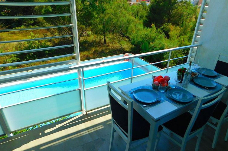 Appartement mit Terrasse