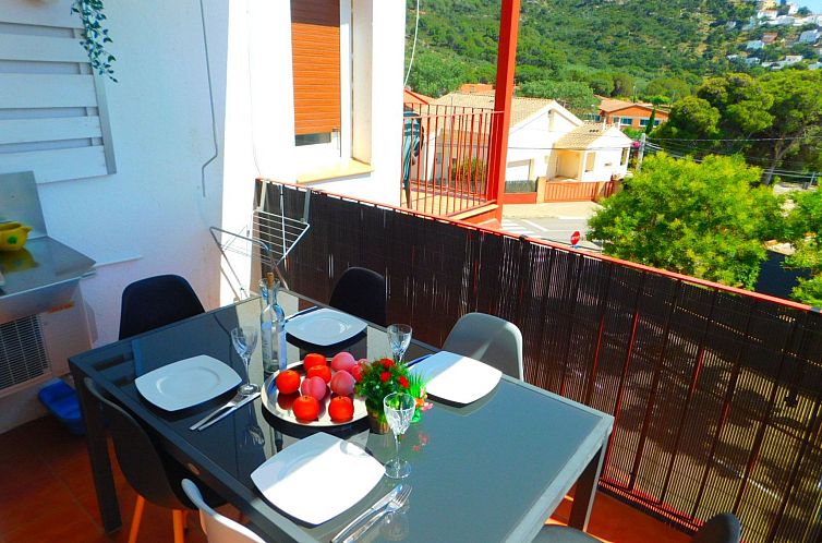 Appartement Wohnung mit 2 Schlafzimmern, Schwimmbad und Park