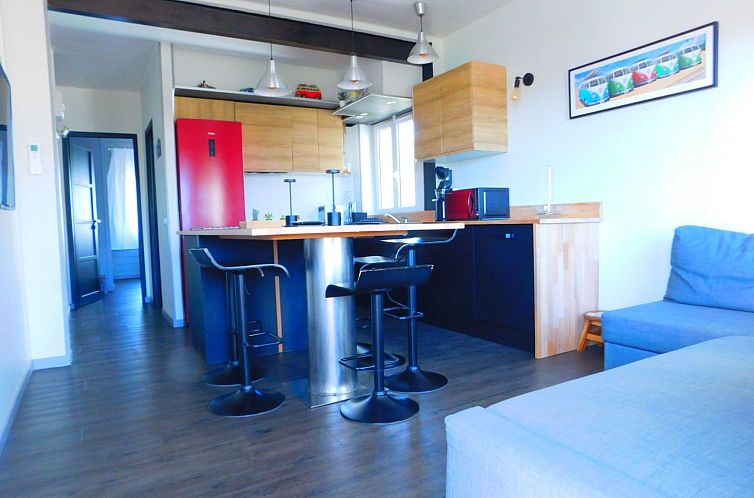 Appartement Wohnung mit 2 Schlafzimmern, Schwimmbad und Park