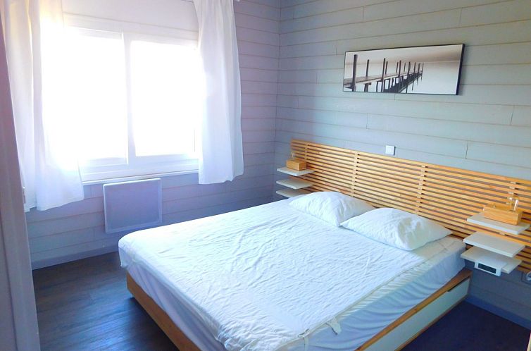 Appartement Wohnung mit 2 Schlafzimmern, Schwimmbad und Park