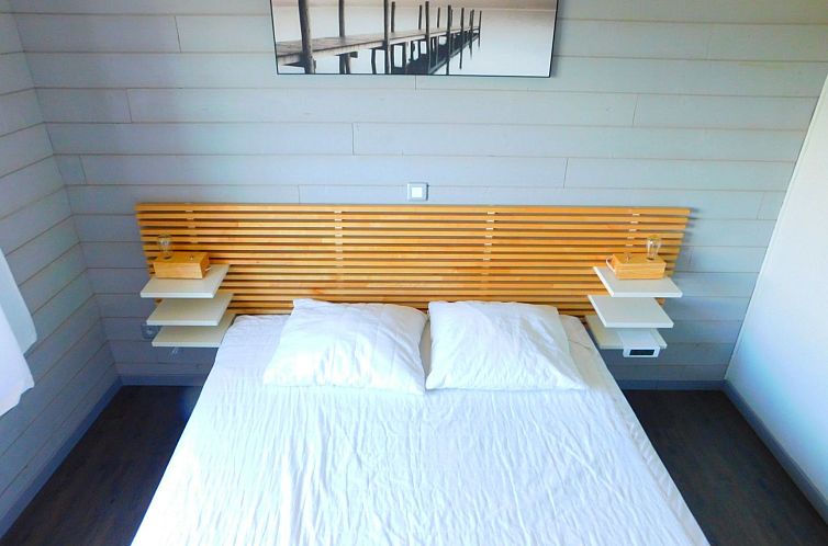 Appartement Wohnung mit 2 Schlafzimmern, Schwimmbad und Park