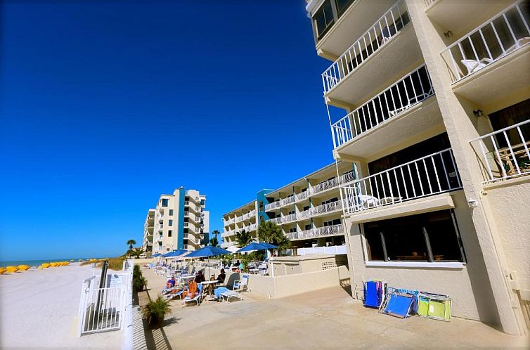 Shoreline Island Resort - Exclusively Adult