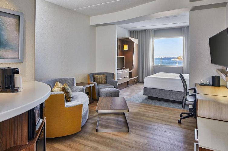 Courtyard by Marriott St. Petersburg Clearwater/Madeira Beac