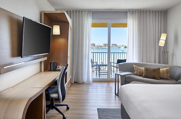 Courtyard by Marriott St. Petersburg Clearwater/Madeira Beac