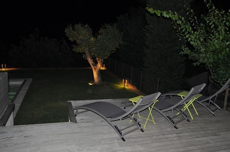 Vakantiehuis Villa mit Charme - Privatpool für Familien