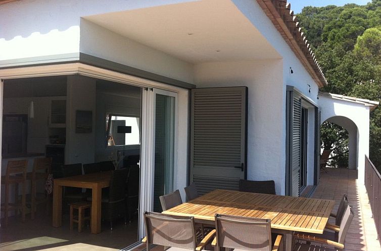 Vakantiehuis Villa mit Charme - Privatpool für Familien