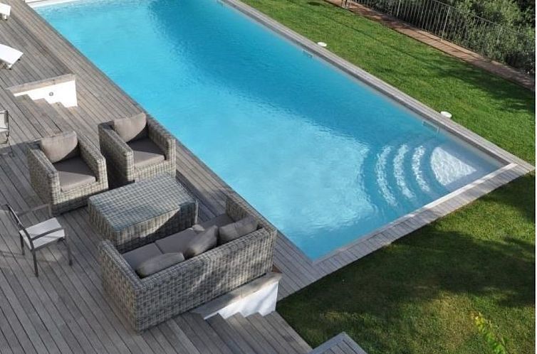 Vakantiehuis Villa mit Charme - Privatpool für Familien