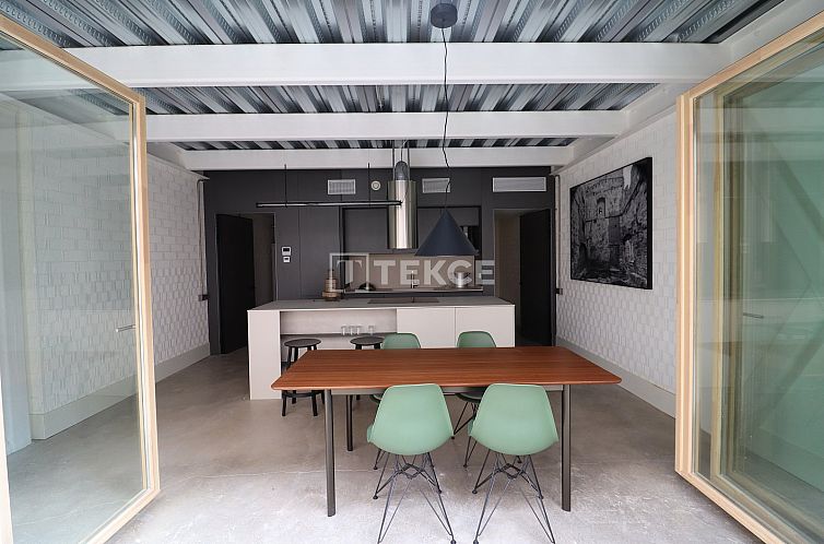 Vrijstaande woning in Barcelona