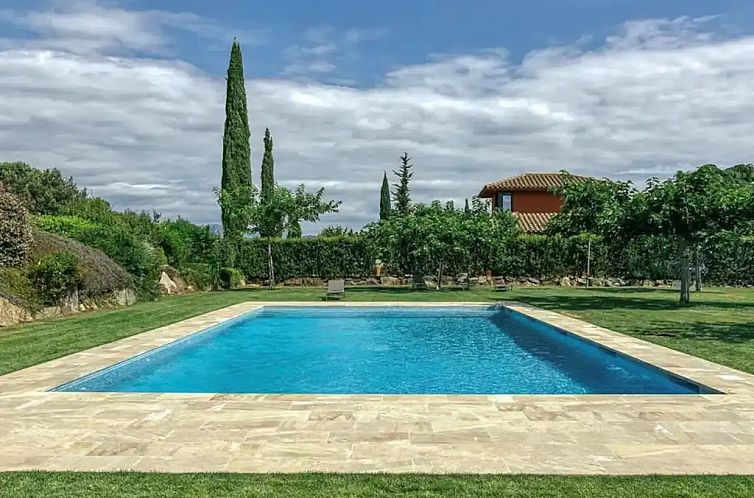 Villa Josi Torremirona Resort