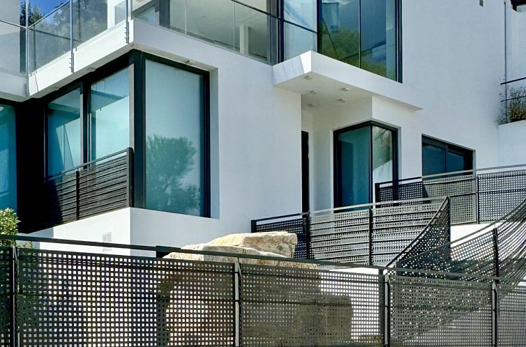 Vakantiehuis WELCS VILLA DE LUJO 177 EMP con piscina privada