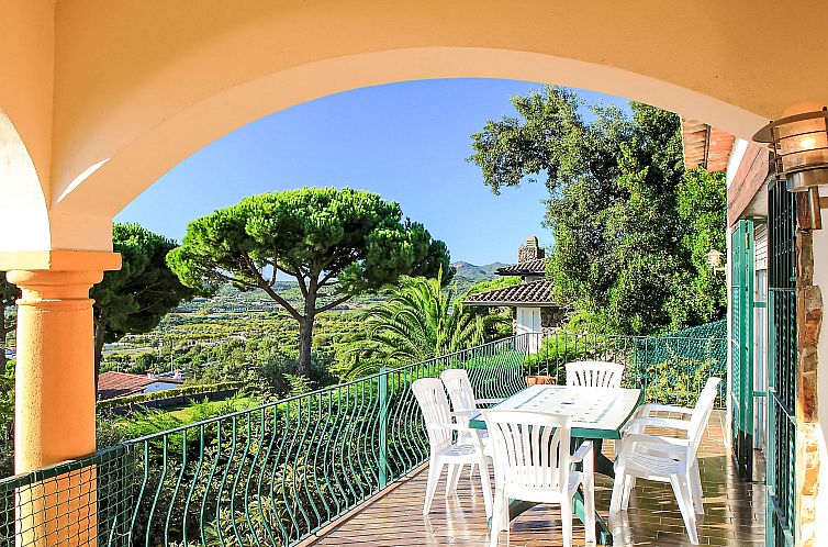 Vakantiehuis Puig Romani