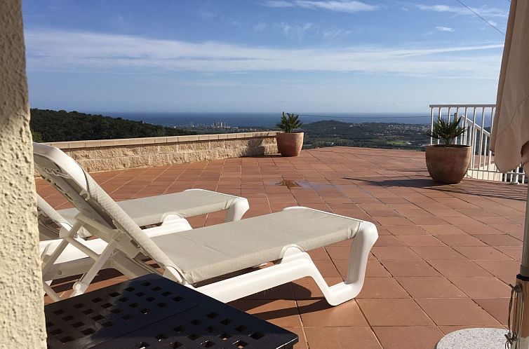Vakantiehuis Gemütliches Ferienhaus mit Pool und Meerblick