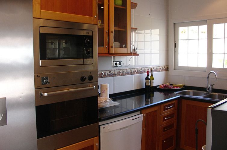 Vakantiehuis Gemütliches Ferienhaus mit Pool und Meerblick