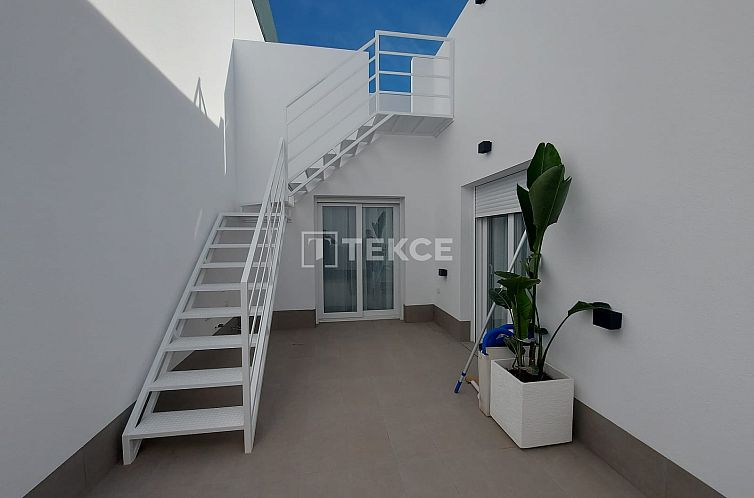 Geschakelde woning in Roldán