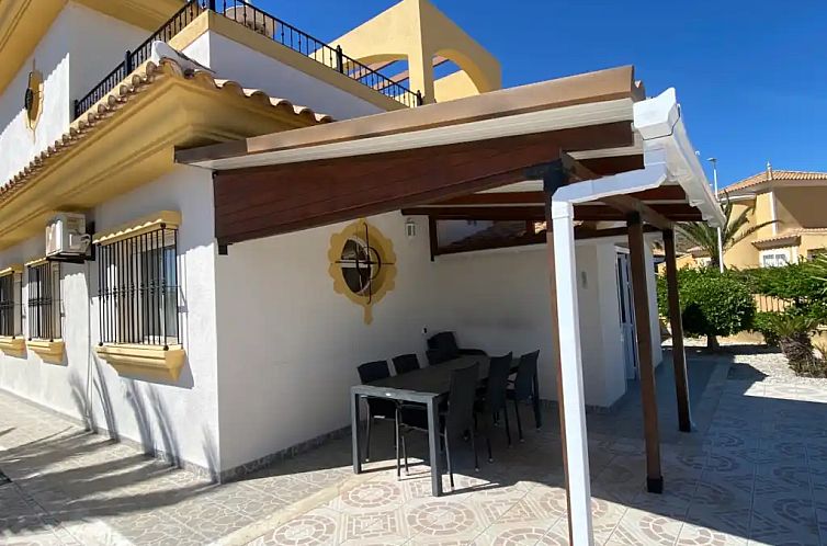 Casa Beladea