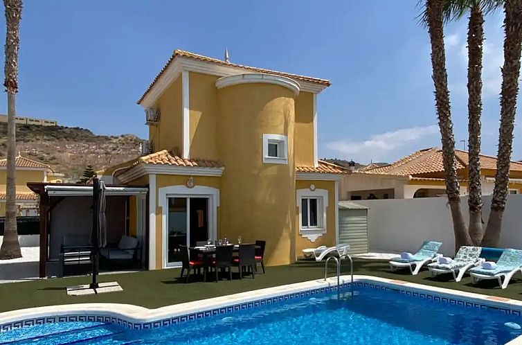 Casa Luna