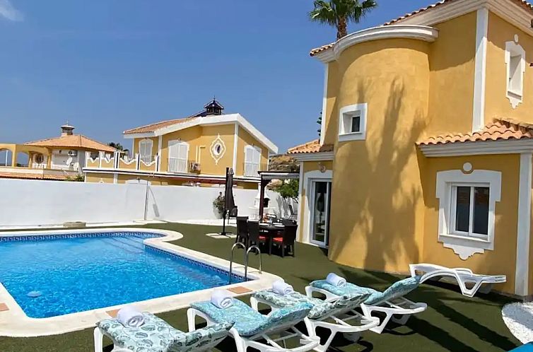 Casa Luna