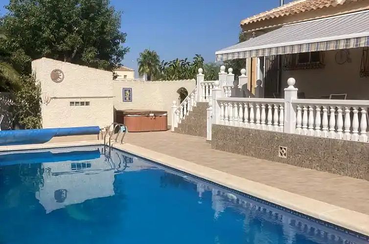 Villa Delfin
