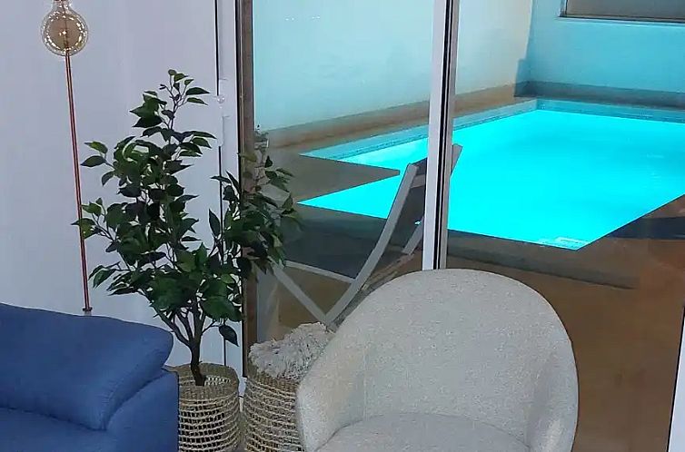 Casa LaryLen -villa met privézwembad