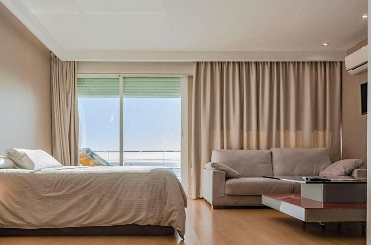 Carihuela Beach Apartamentos