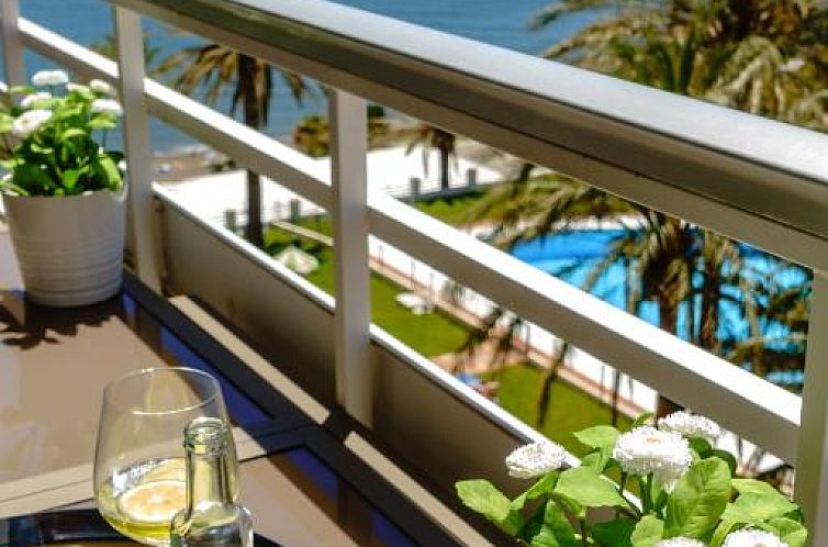 Apartamentos Torre de la Roca